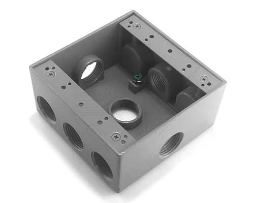 2-gang-weatherproof-box-003